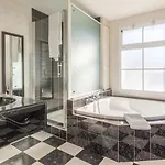 Le Manoir De L'antiquite Hotel Challans