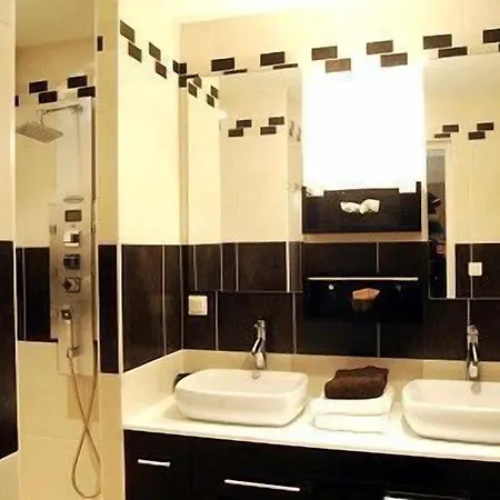 Le Manoir De L'antiquite 3*