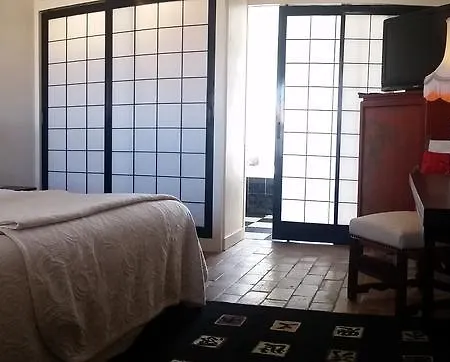 Le Manoir De L'antiquite Challans