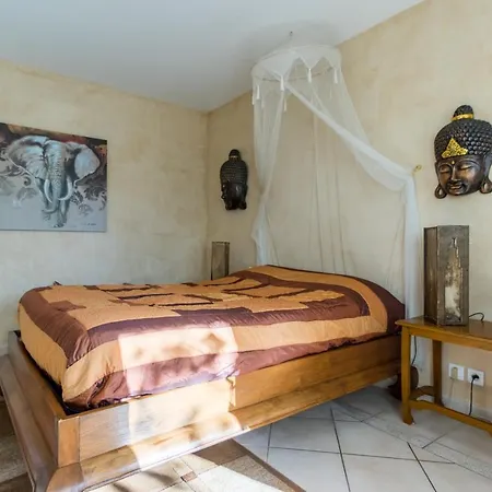 Le Manoir De L'antiquite 3*