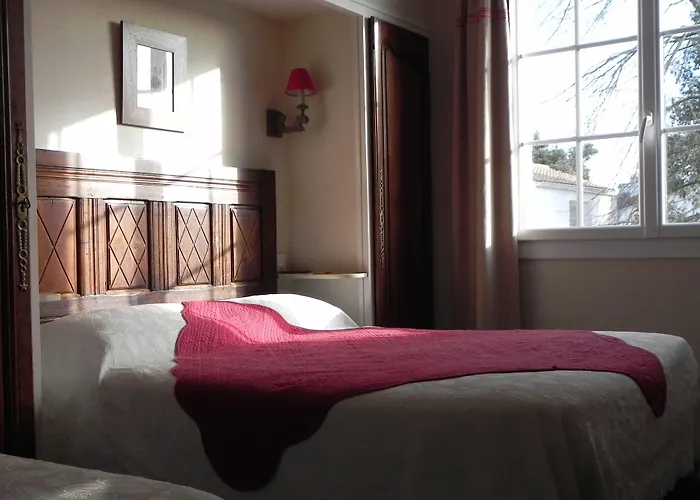 Hotel Le Manoir De L'antiquite Challans